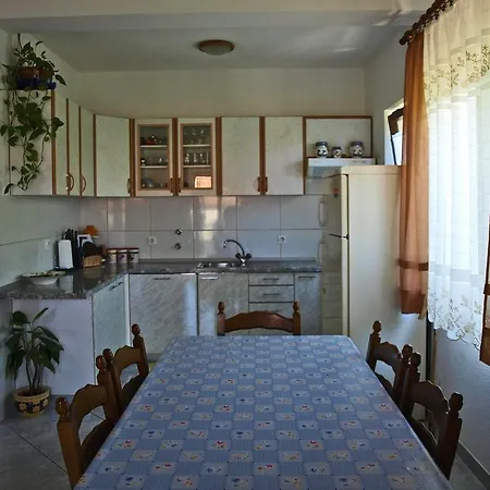 Apartmán Apartments Janja 1505 *