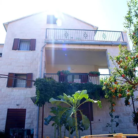 Apartment Apartments Janja 1505 Postira